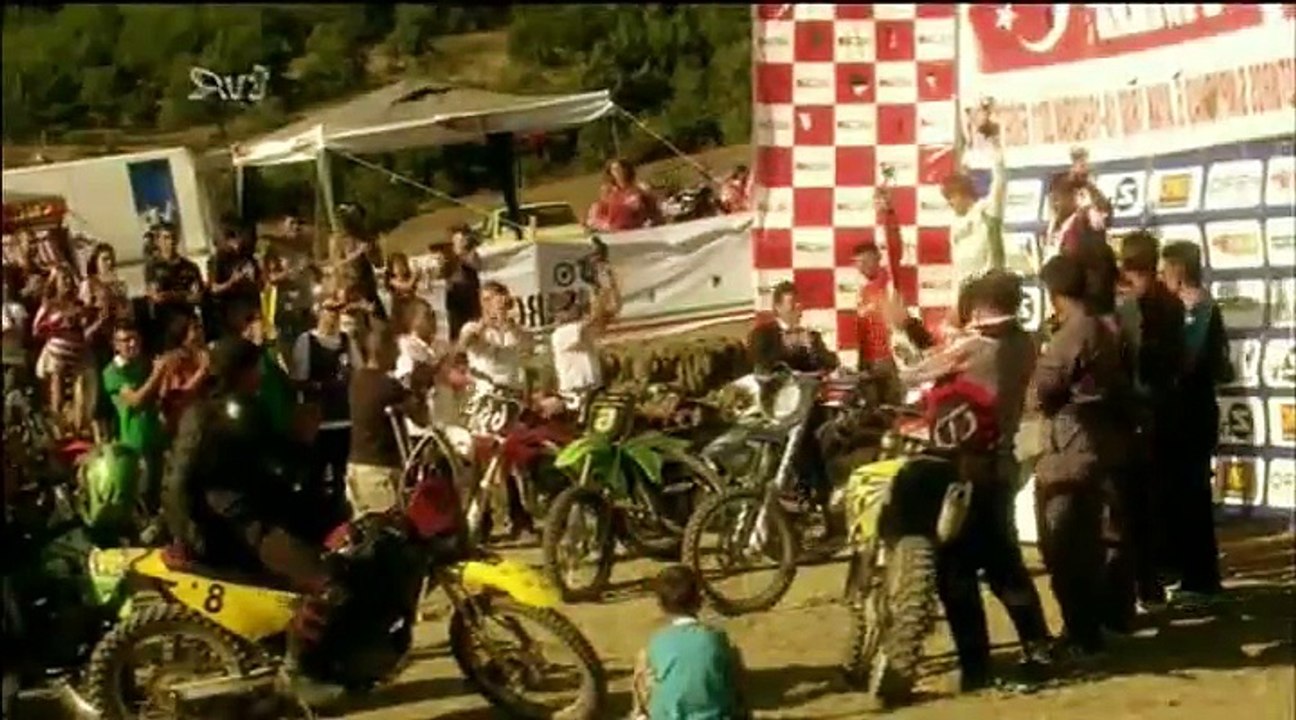 Capitulo 2 El Pañuelo Rojo