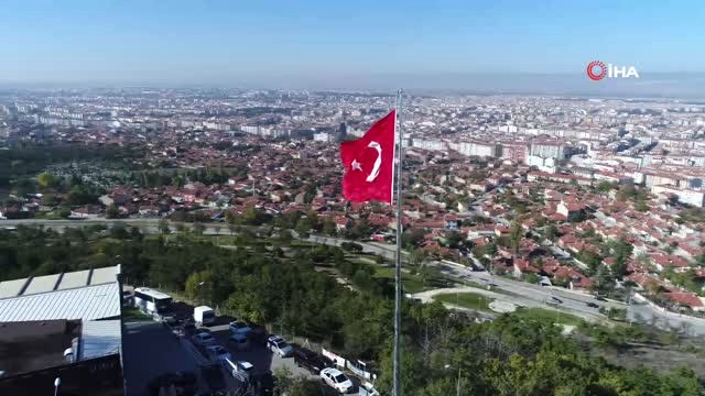 Eskişehir'in En Yükseğine Dev 'Türk Bayrağı'... Bayrak Havadan Görüntülendi