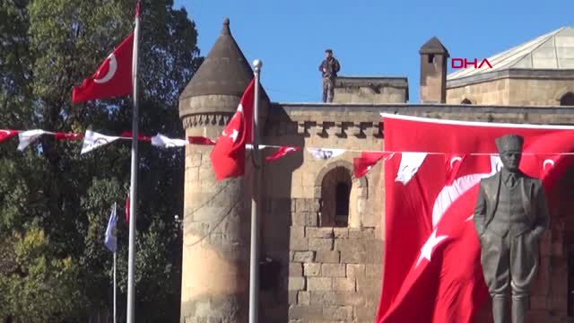 Van, Hakkari ve Bitlis'te Cumhuriyet Coşkusu- Bitlis