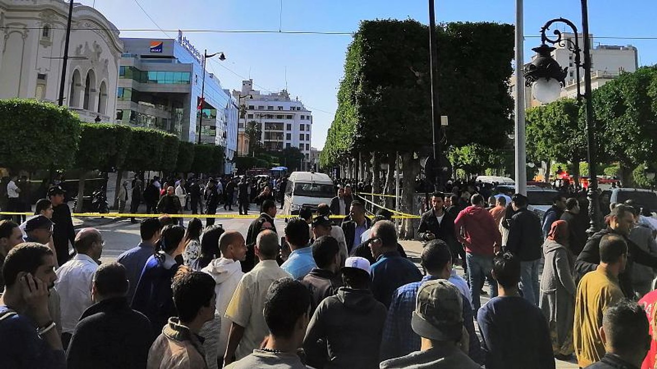Selbstmordattentäterin sprengt sich in Tunis in die Luft