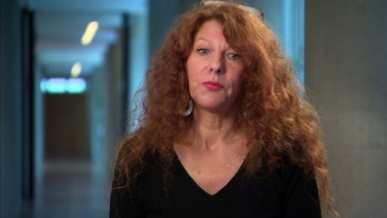 Les confessions de Cathy Galliègue sur l'alcoolisme chez les femmes