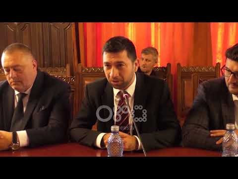 Ora News - Skënderbeu në Krajovë të Rumanisë, delegacioni shqiptar kërkon njohjen e Kosovës