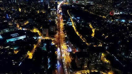 Beşiktaş'ta Binlerce Vatandaşın Katıldığı Cumhuriyet Coşkusu Havadan Görüntülendi