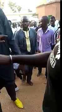 Jahman Express en Ziar dans le mausolée de Serigne Fallou