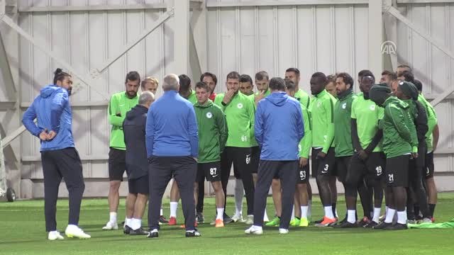 Atiker Konyaspor Teknik Direktörü Çalımbay: Hiçbir Takımdan Korkmuyorum