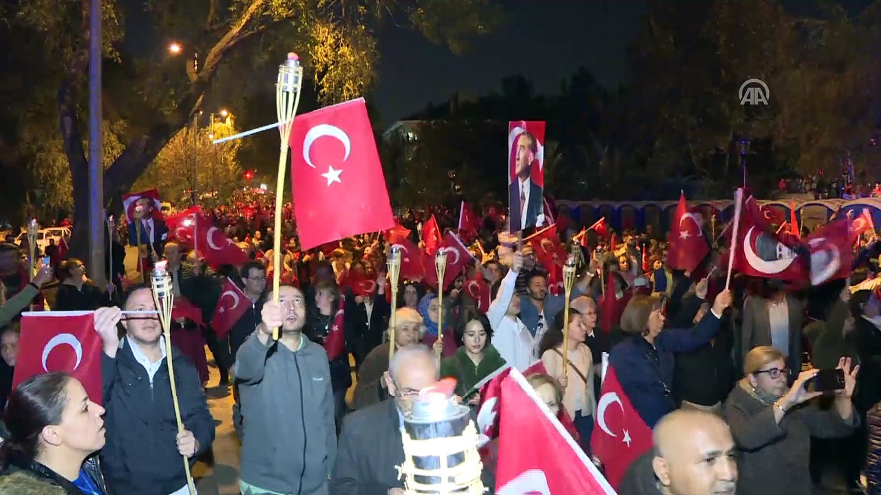 Anıtkabir'e meşaleli yürüyüş ve Nilüfer konseri - ANKARA