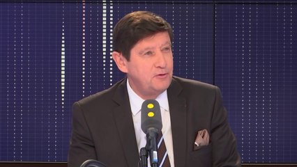 Hausse des carburants : "On est passé d'un bouclier fiscal à un matraquage fiscal" pour le sénateur PS Patrick Kanner
