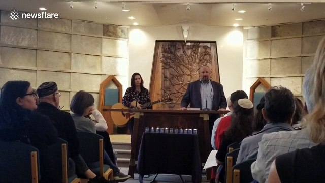 Vigils held nationwide to honour Pittsburgh synagogue shooting victims