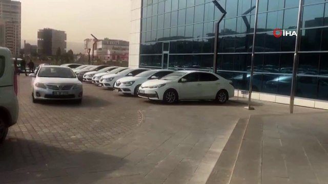 Ankara'da FETÖ operasyonu:4 binbaşı, 26 yüzbaşı, 9 üsteğmen ve 1 mahrem imam olmak üzere toplam 40 şüpheli gözaltına alındı