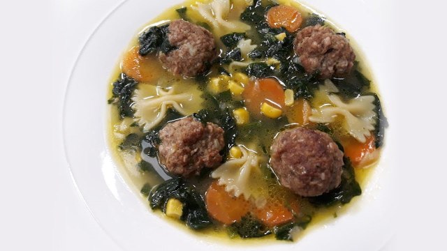 Rreze Dielli, 31 Tetor 2018 - Të Gatuajmë me Znj. Vjollca P2 Supë dimri