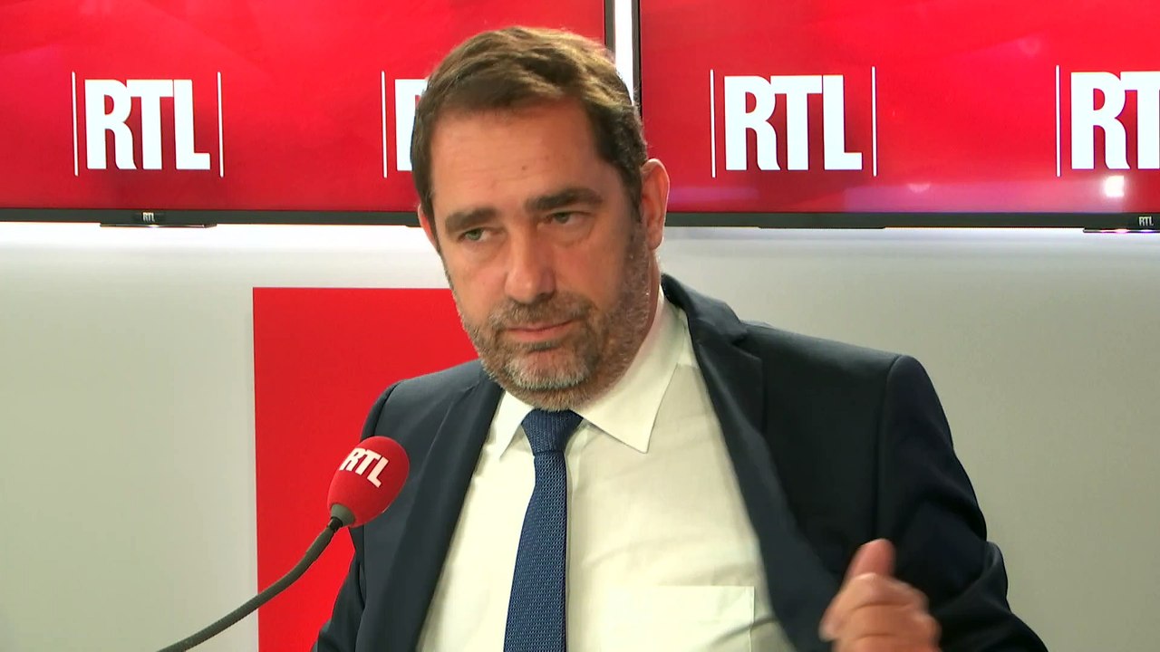 "La multiplication des actes homophobes est totalement anormale", fustige Castaner sur RTL