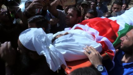 İsrail'in şehit ettiği 3 çocuk son yolculuğuna uğurlandı (1) - GAZZE