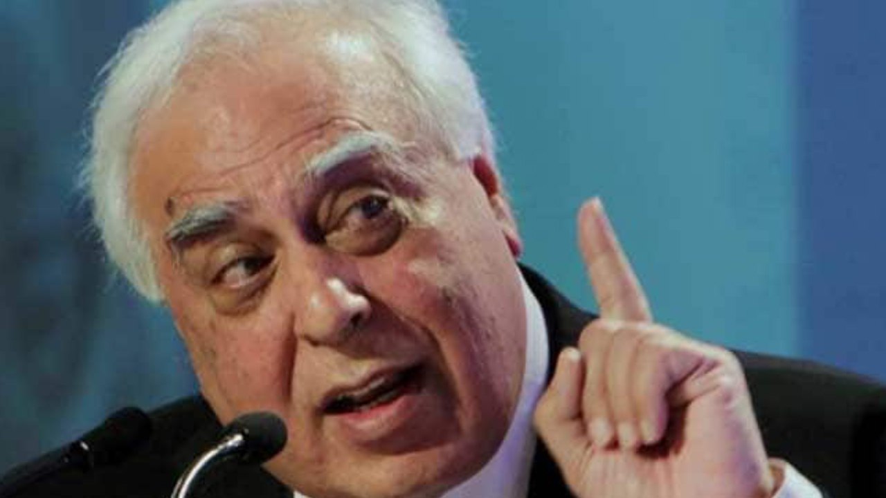 Ayodhya Ram Temple पर Kapil Sibal का तंज, कहा BJP को Election के वक्त याद आए Ram | वनइंडिया हिन्दी