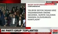 Erdoğan kendisine tezahürat eden gençleri böyle uyardı
