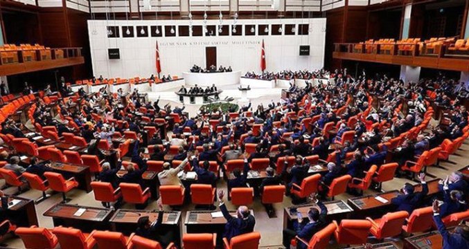 Meclis'e 12 Milyon Emekliyi İlgilendiren 7 Yasa Teklifi Sunuldu! İşte O Teklifler