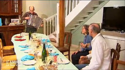 Une prétendante dans "L'amour est dans le pré" bouleverse les téléspectateurs en fondant en larmes