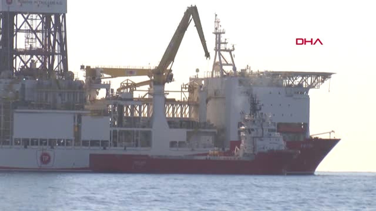 Antalya Türkiye'nin İlk Sondaj Gemisi Fatih Arama Çalışmalarına Başlıyor