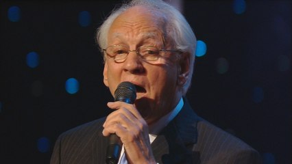 Bill & Gloria Gaither - Time Has Made A Change