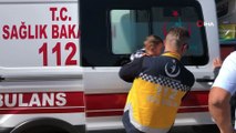 Hastane yolunda kaza...Bebeğini hastaneye götüren ailenin otomobili şarampole uçtu: 3 yaralı