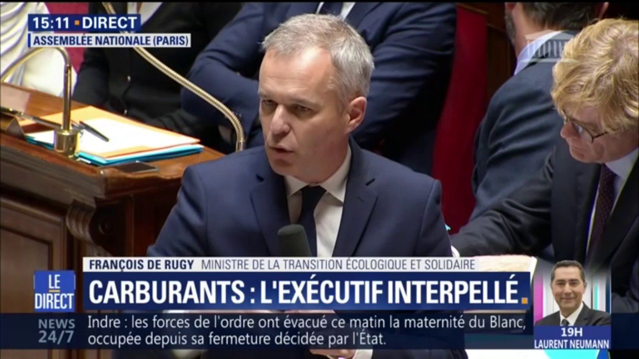 François de Rugy est interpellé à l'Assemblée sur la question de la hausse des prix du carburant.