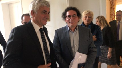 Pastor Alape ancien guérilléro des Farc et sénateur