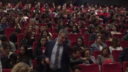 İzmir İlber Ortaylı'dan 'Cumhuriyet ve Rejimler' Konferansı