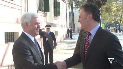 Ambasadori i BE Soreca vlerëson punën e Fatmir Xhafajt - News, Lajme - Vizion Plus