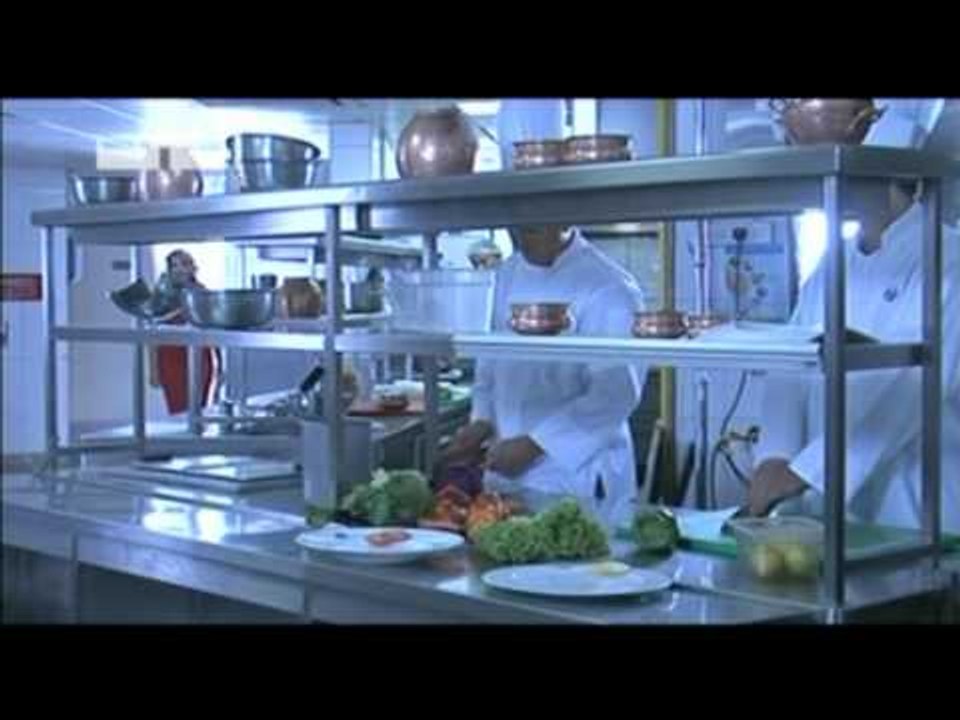 شذى حسون تلتقي علاء الدين في دبي