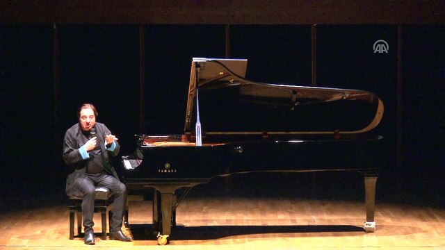 Fazıl Say 'İzmir Süiti' adlı eserini seslendirdi - İZMİR