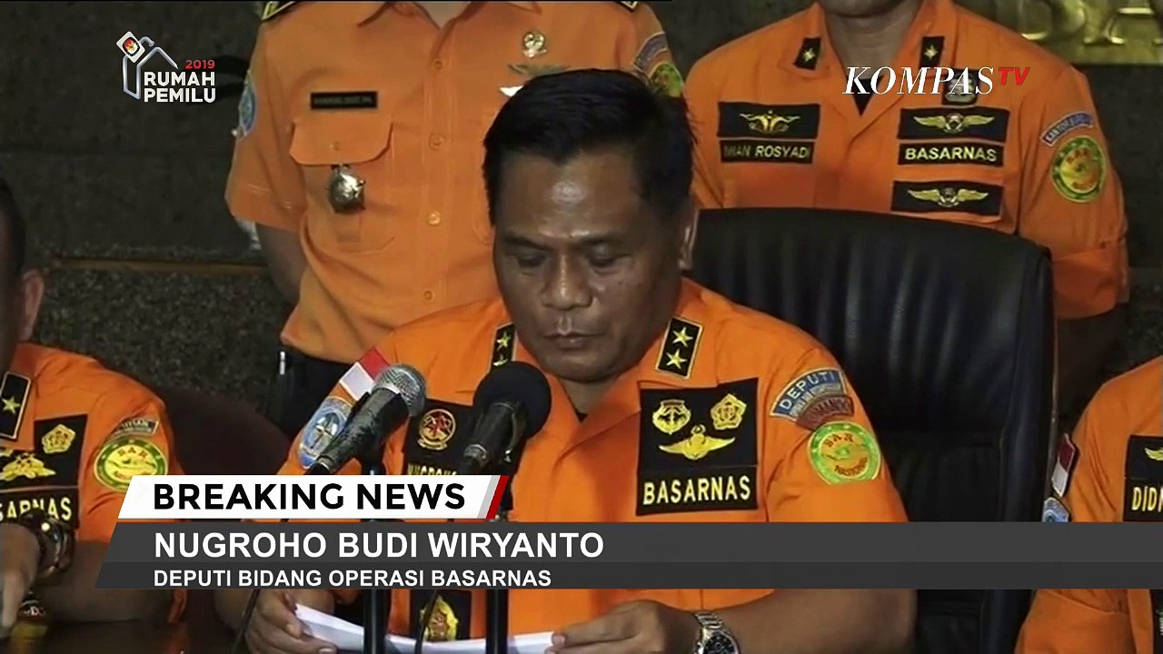 Basarnas Temukan 52 Kartu Identitas Milik Korban