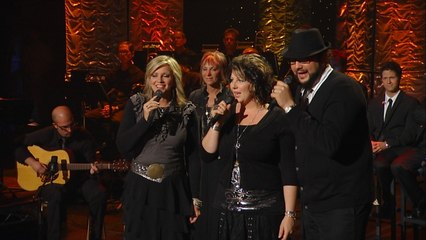 Bill & Gloria Gaither - Mama's Teaching Angels How To Sing