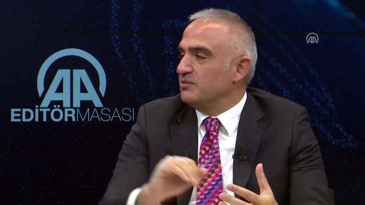 Bakan Ersoy: '(Kolej statülü turizm meslek liseleri) Pilot okullar seçtik, bunları partner otellerle birleştirdik' - ANKARA