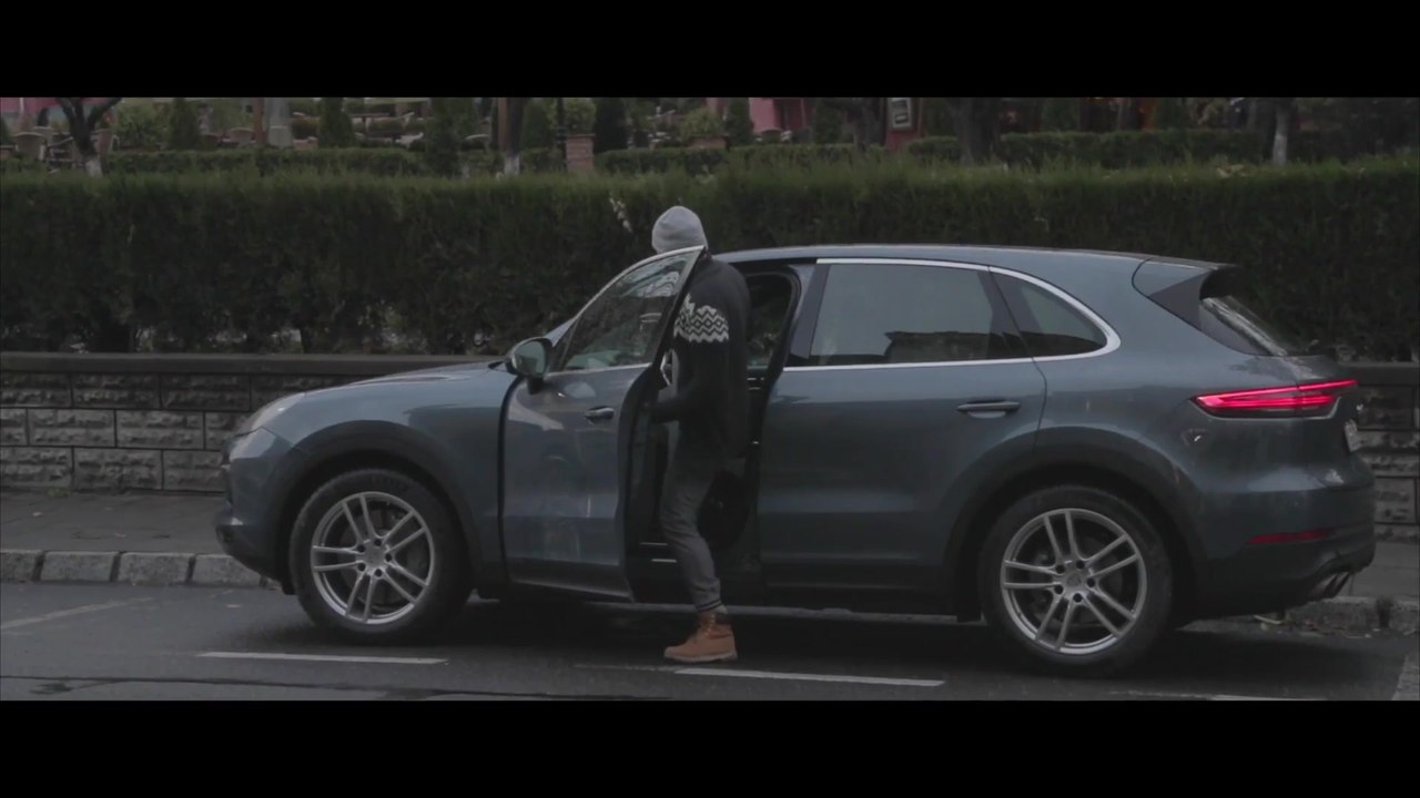 Porsche Trick or Speed - Auf den Spuren Draculas