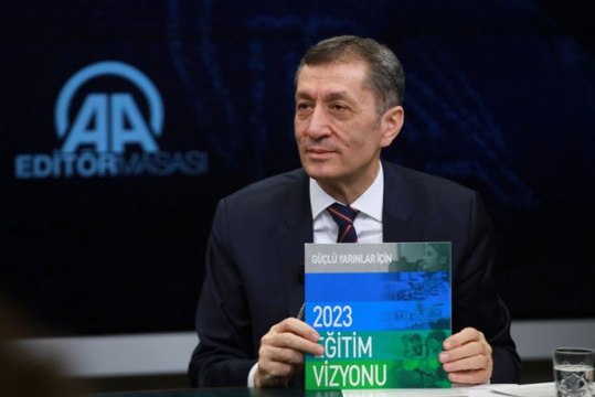 Son Dakika! Bakan Selçuk: Öğretmenlere Yüksek Lisans Zorunluluğu Geliyor