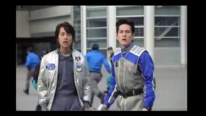 Ultraman Cosmos vs Gloker Pawn & Ultraman Justice