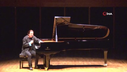 Fazıl Say, İzmir'i Anlatan Dev Eserini İlk Kez Çaldı