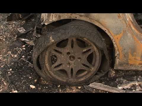 Pa Koment - Bilisht/ Digjet një makinë, dyshohet për shkak të një zënke mes dy femrave