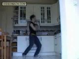 electro tecktonik dancing