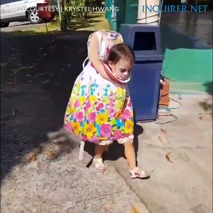 Cette fillette possède le costume d'Halloween 2018 le plus effrayant !