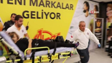 Uzaklaştırma kararı bulunan koca karısına kurşun yağdırdı