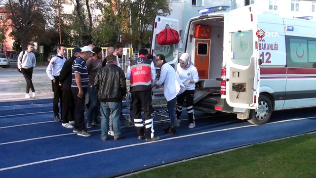 Ambulans helikopter 1 günlük bebek için havalandı