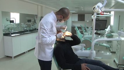 Türkiye İlk Kez 'Görünmez' Diş Teli Üretildi