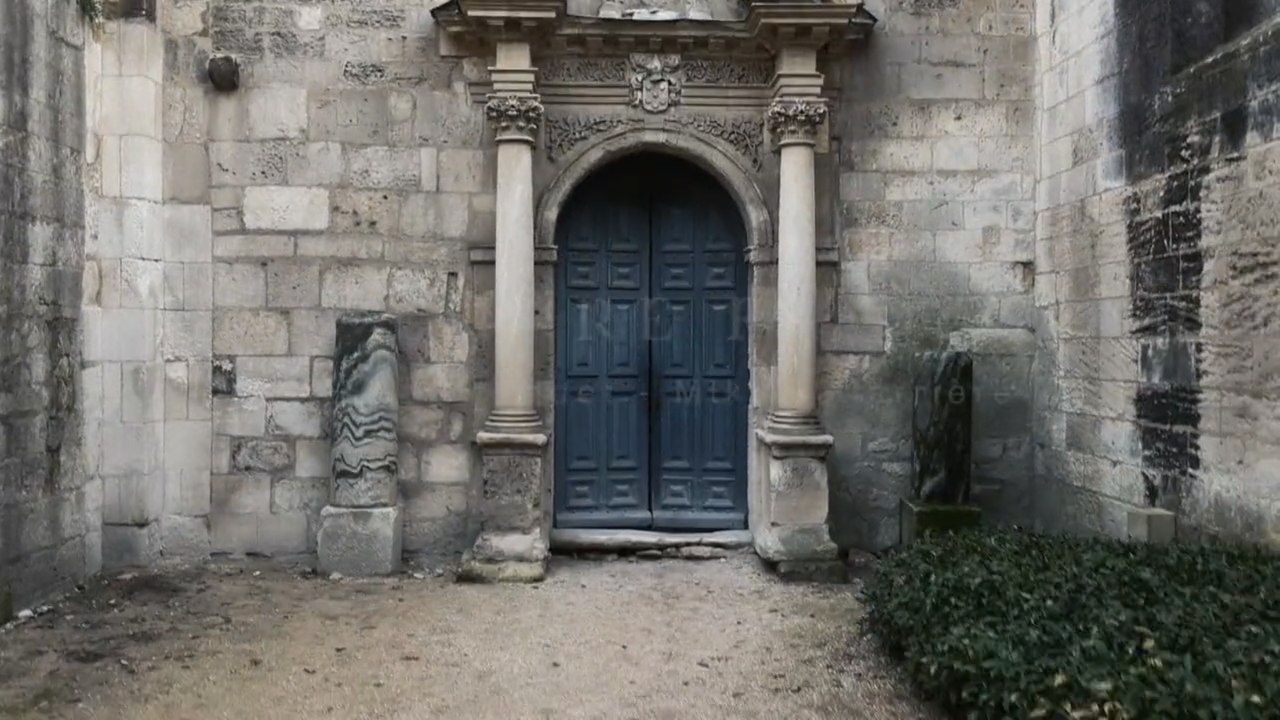 je suis d'encre et de papier