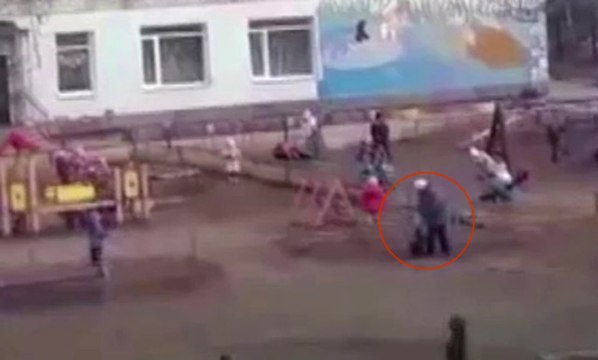 Rusya'da Kreş Öğretmeninden Öğrenciye Şiddet