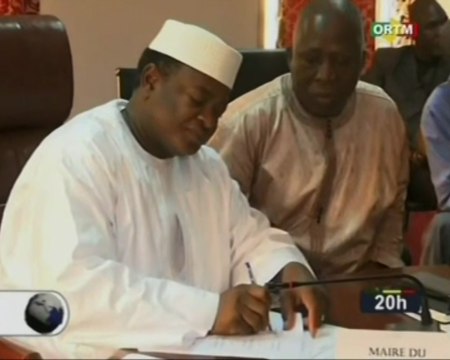 ORTM/Signature d’un protocole d’accord entre les maires de 22 communes du districts de bamako