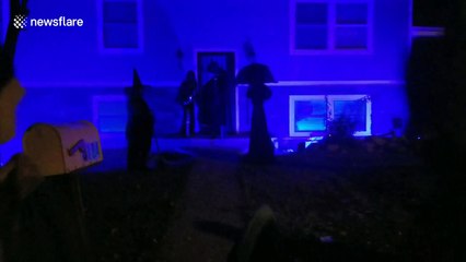 Residents convert home into mini haunted house for trick-or-treaters