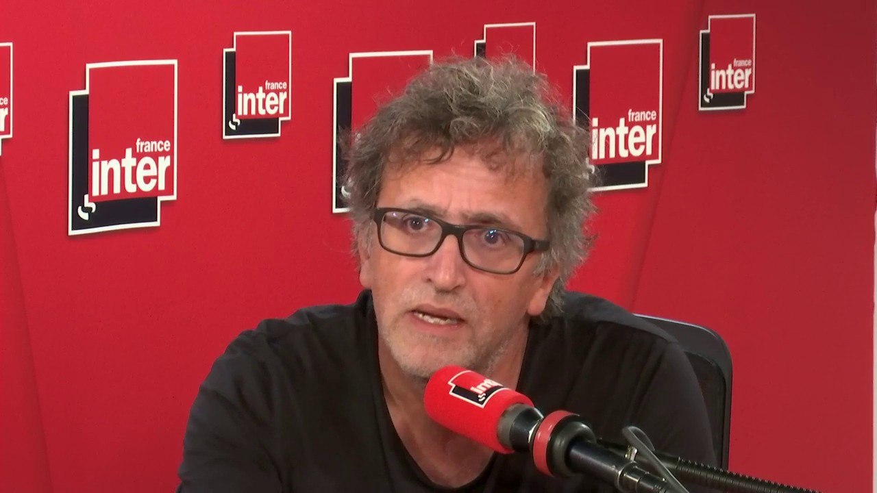 Lionel Naccache : "La dissonance cognitive fait que si vous commettez une action contraire à vos valeurs, votre cerveau va opérer un glissement subtil de ces valeurs"