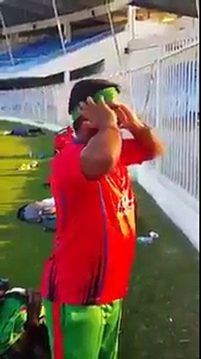 Afghanistan cricketer Mohammad Shahzad giving Azan