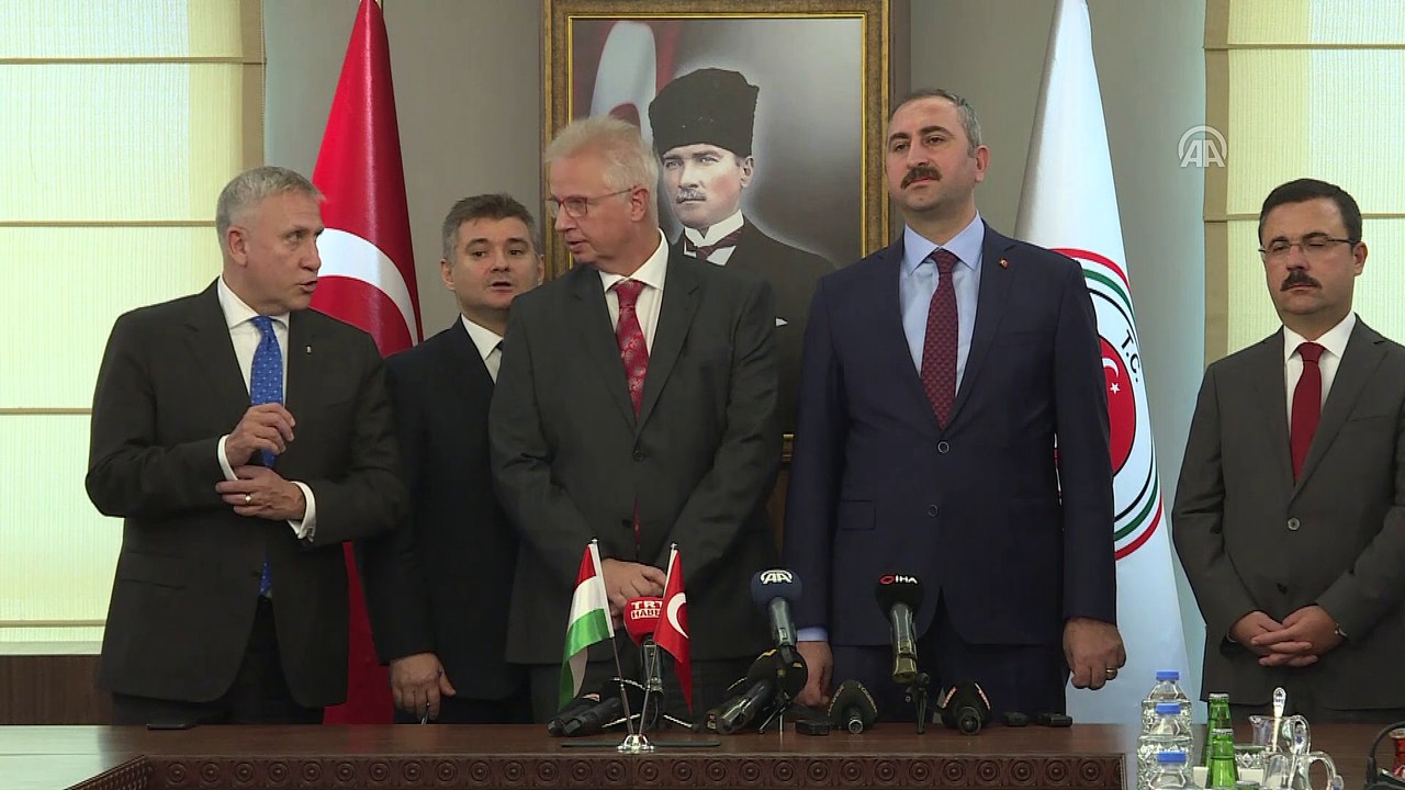 Adalet Bakanı Gül: '(Kaşıkçı cinayeti) Bütün dünyaya mal olmuş bu mesele, üstü örtülebilecek bir mesele değildir.'  - ANKARA