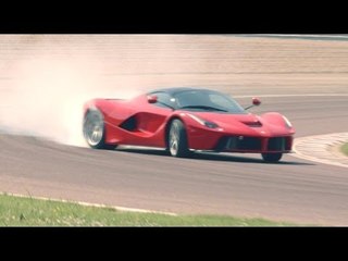 Ferrari LaFerrari (2014) CAR video review